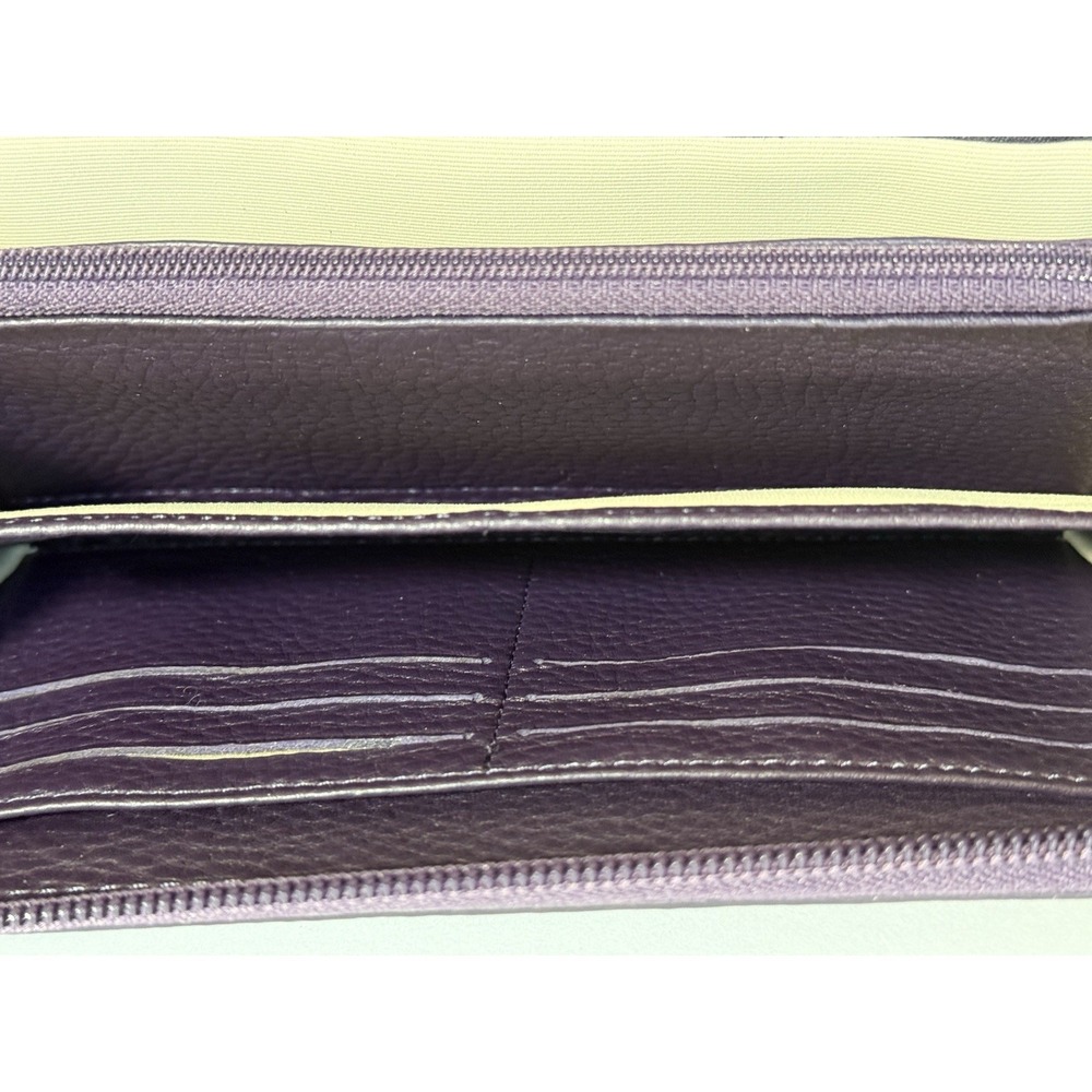 NWOT Levenger Accordion Wallet Grape Purple Pebbled Leather Zip Around RFID - Picture 10 of 12
